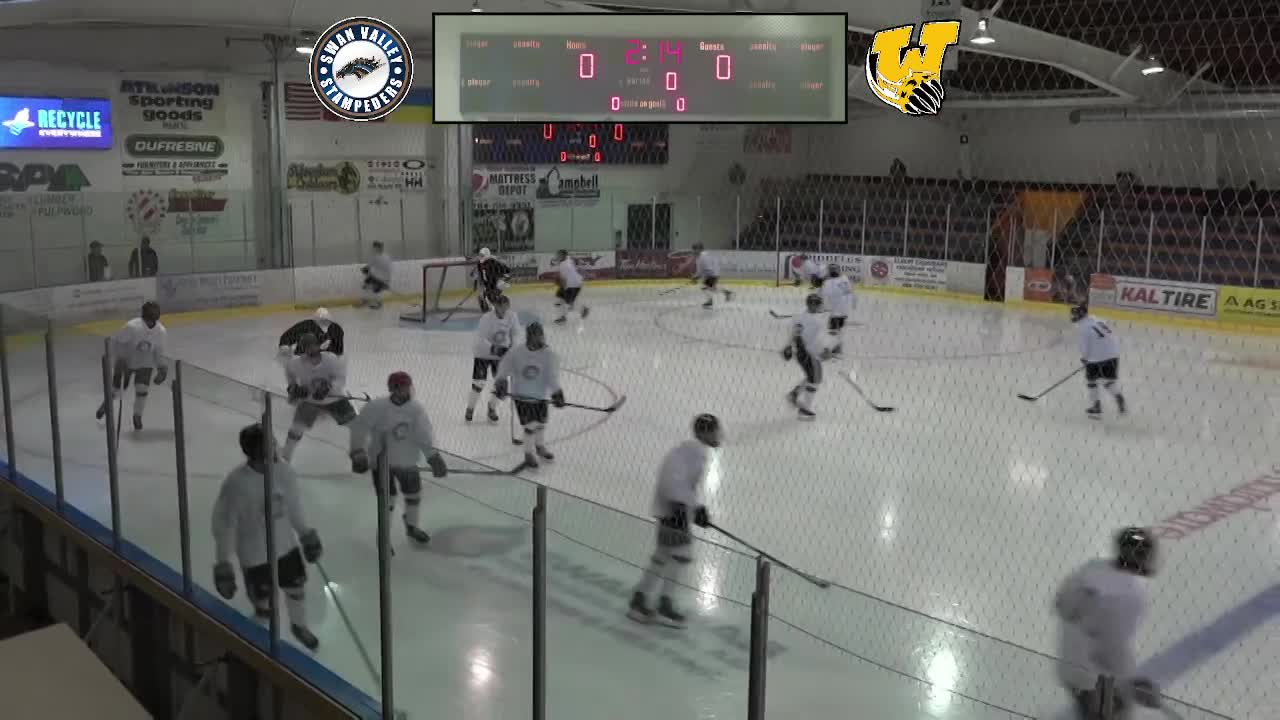 Thumbnail image for Swan-Stampeders vs Wolverines-04Sep2022 Jeremy Bergen