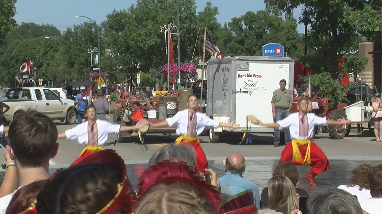 Thumbnail image for Ster - Zirka Ukrainian Dance at Street Fair (Dauphin)-HD 720p