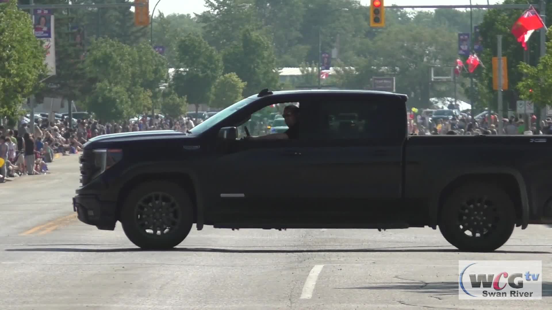 Thumbnail image for Swan-2025 NW Roundup Parade-July25