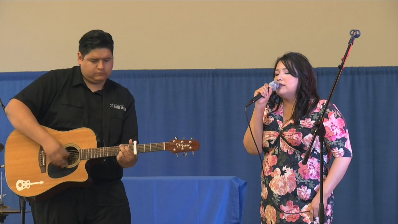 Thumbnail image for Swan-2018FolkFest(08)GrandMarch-Jun15
